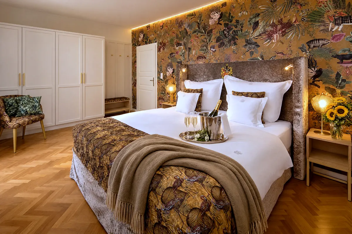 Sleeping area, 10 Sommergoldhähnchen